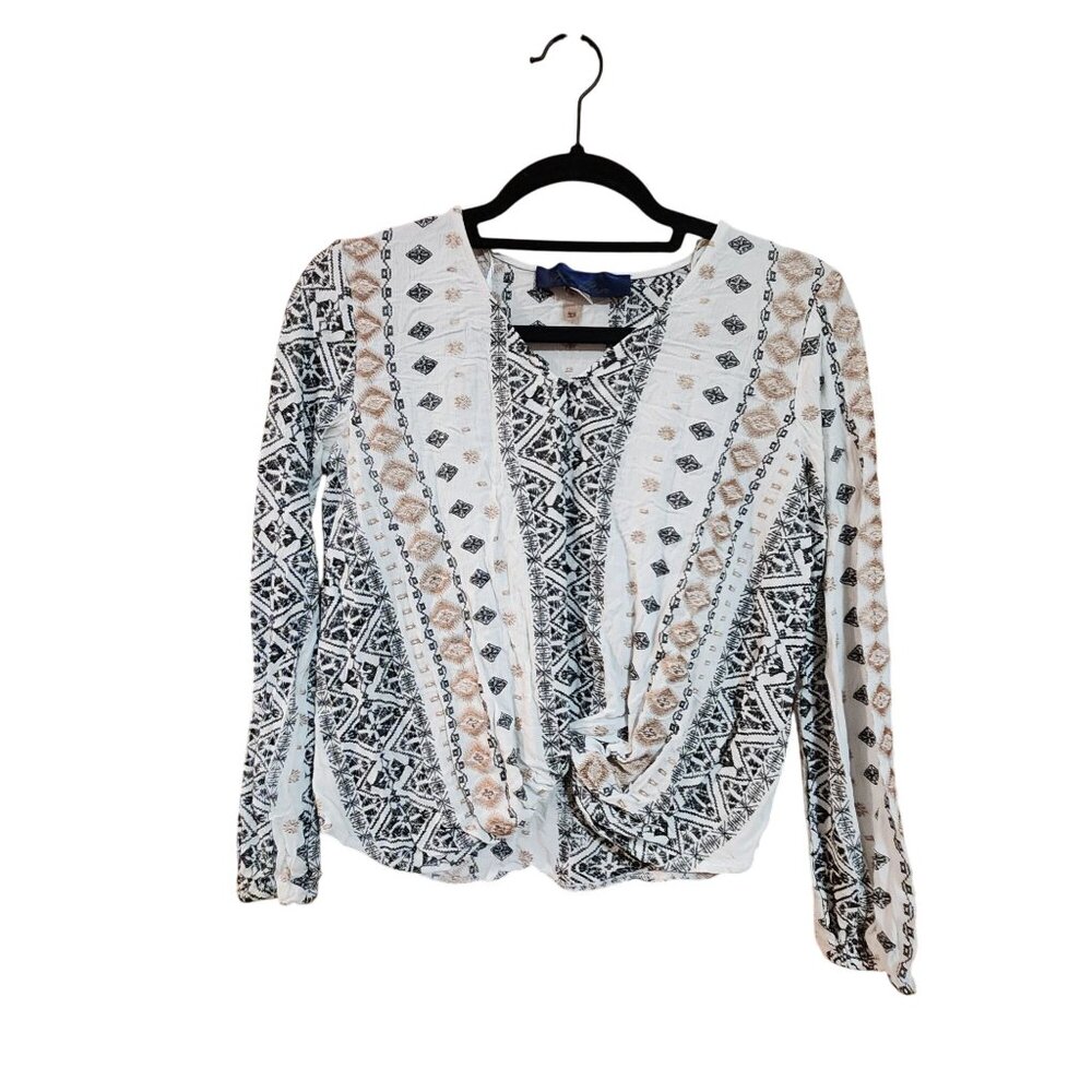 Boho Style Long Sleeve V-Neck Wrap Top By Blu Pepper Geometric Print Lightweight